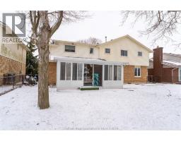 120 Cecile AVENUE - 24