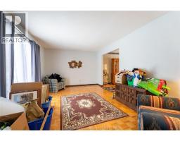 120 Cecile AVENUE - 3