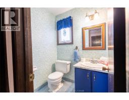 120 Cecile AVENUE - 7