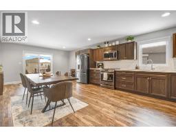 199 MOONSTONE CRESCENT - 10