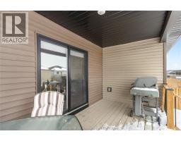 199 MOONSTONE CRESCENT - 34