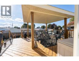 56 Rossini CRESCENT - 32