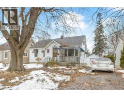 68 TWEEDSMUIR AVENUE East - 1