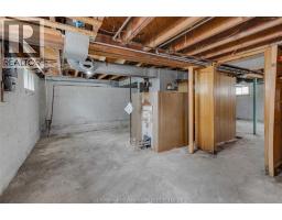 68 TWEEDSMUIR AVENUE East - 14