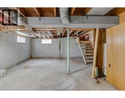 68 TWEEDSMUIR AVENUE East - 16