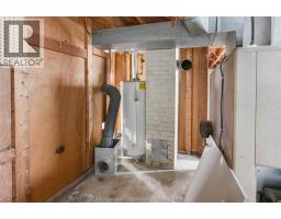 68 TWEEDSMUIR AVENUE East - 18