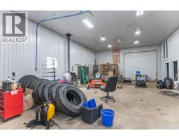 9525 MCNAUGHTON LINE - 23