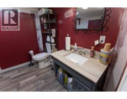 9525 MCNAUGHTON LINE - 29