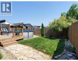 256 Moonstone CRESCENT - 24