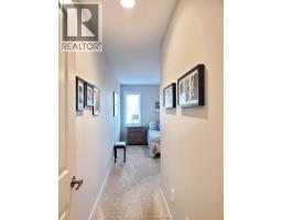 256 Moonstone CRESCENT - 9