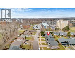 15 Churchill Park ROAD - 41