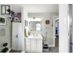 412 GREGORY DRIVE East - 27