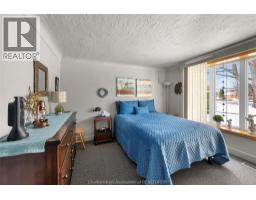 412 GREGORY DRIVE East - 32