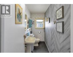 412 GREGORY DRIVE East - 35