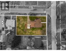 9 Harold STREET South - 37