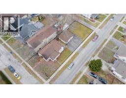 53 Selkirk STREET - 1