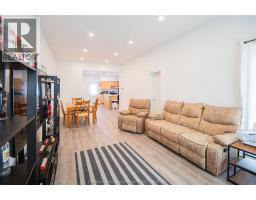 53 Selkirk STREET - 10