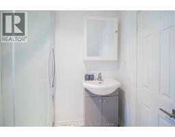 53 Selkirk STREET - 19