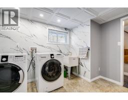 63 PEIRONE CRESCENT - 20