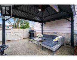 63 PEIRONE CRESCENT - 35