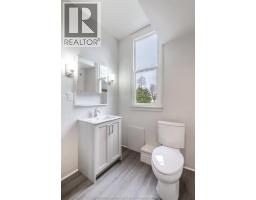 215 Grand AVENUE East - 18