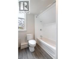 215 Grand AVENUE East - 19