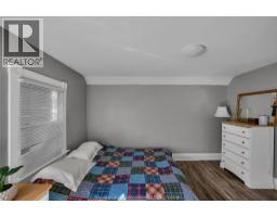 68/70 Elizabeth STREET - 42