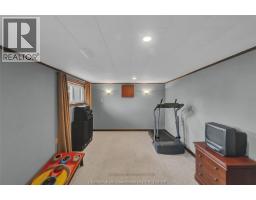 885 Hilda AVENUE - 35