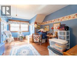 108 Forest STREET - 27