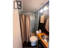 122 Jackson STREET South - 7