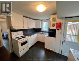 122 Jackson STREET South - 8