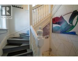 31 Adelaide STREET North - 27