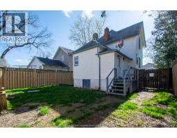 31 Adelaide STREET North - 4