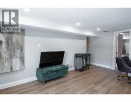 31 Adelaide STREET North - 8