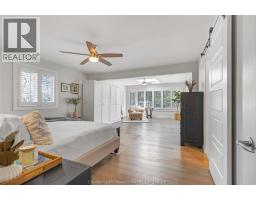 323 VICTORIA AVENUE - 18