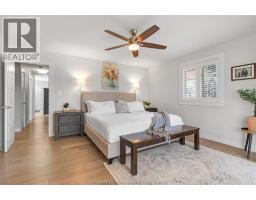 323 VICTORIA AVENUE - 19