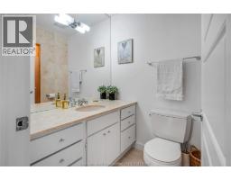 323 VICTORIA AVENUE - 27