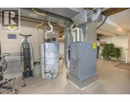 323 VICTORIA AVENUE - 34