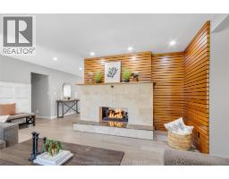 323 VICTORIA AVENUE - 8