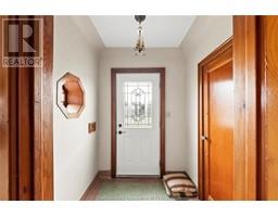 1620 Dufferin AVENUE - 7