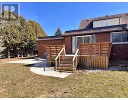 37 Nichols DRIVE - 41