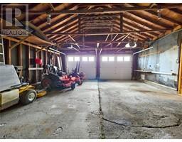 21473 Merlin ROAD - 17