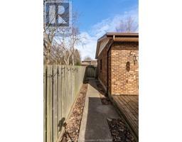 26 KYLE DRIVE - 29