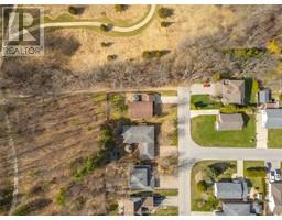 26 KYLE DRIVE - 40