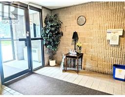 955 GRAND AVENUE West UnitNo. 101 - 5