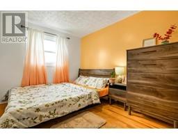 132 Berry STREET - 31
