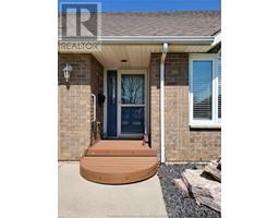211 Garden Path - 5