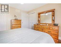 100 Manning DRIVE - 15