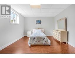 100 Manning DRIVE - 21