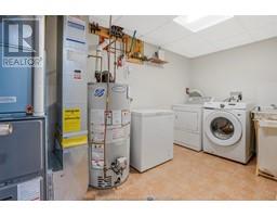 100 Manning DRIVE - 25